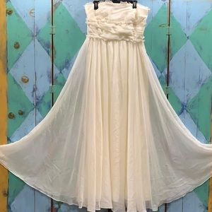 ML MONIQUE LHUILLIER size 14